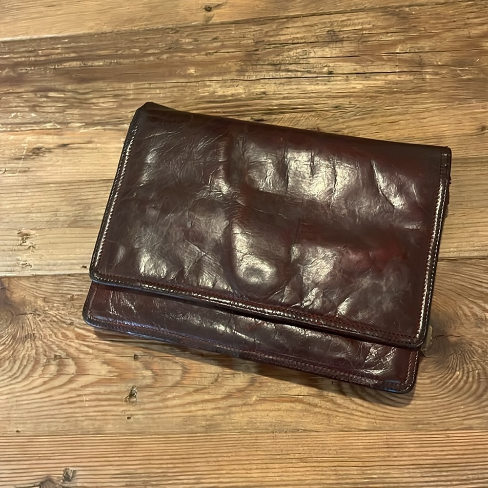 Bottega Veneta Rare Vintage Burgandy Envelope Leather Clutch - Picture 13 of 13